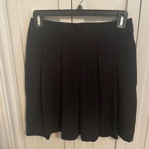 Size 0 Banana Republic black skirt